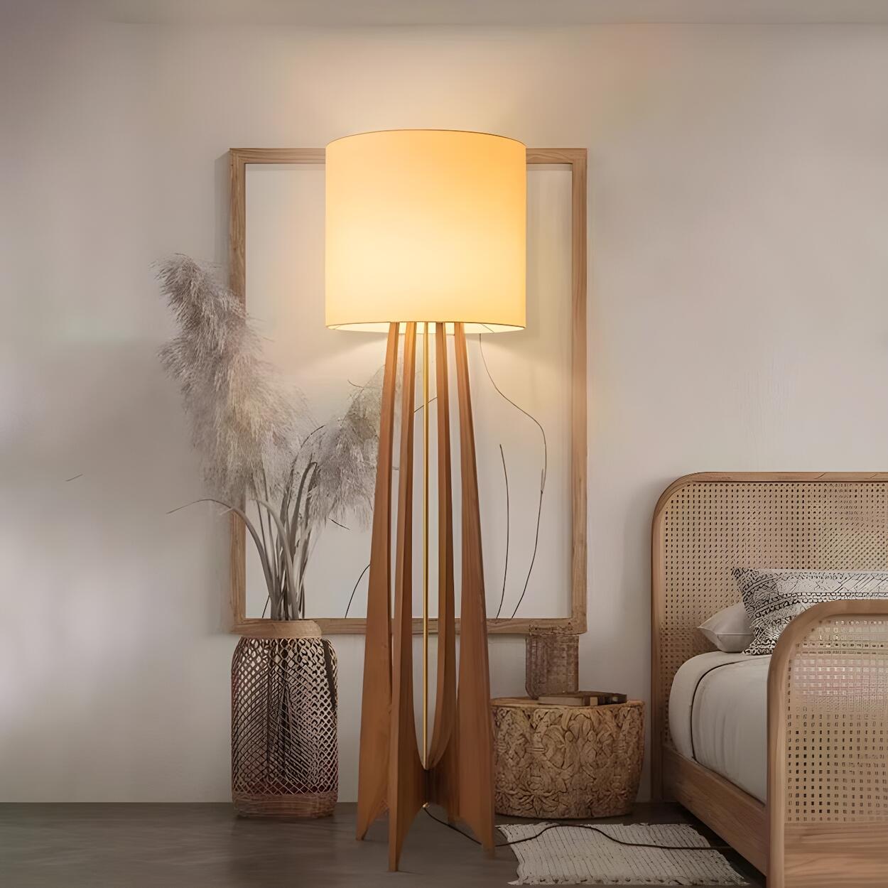 Cylinderest Wooden Floor Lamp with Fabric Shade